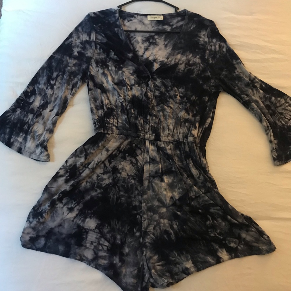 Tie dye romper size L